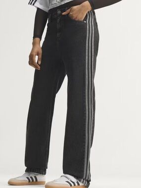 New Adidas Jeans Size 32 Faded Black  3 Stripe Loose Fit
